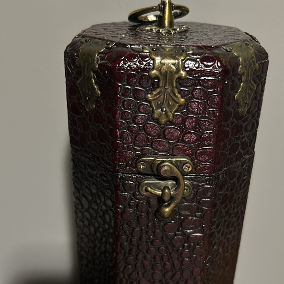 Vintage Y2K 90’s Wine/ Liquor wooden crocodile print box holder - Picture 5 of 11